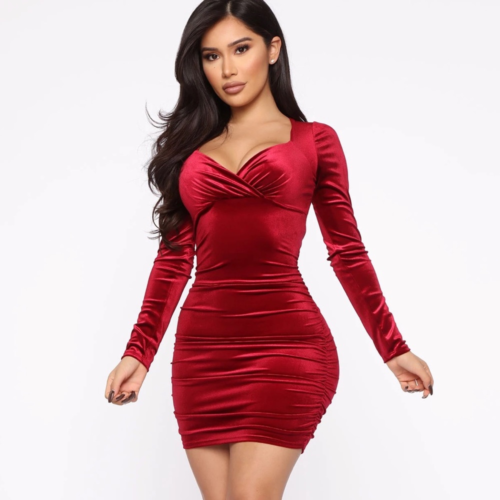 NEW FASHIONOVA BURGUNDY DRESS